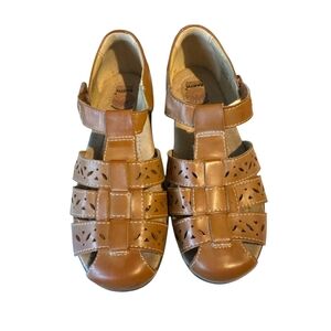Earth Spirit Brown Leather Sandals